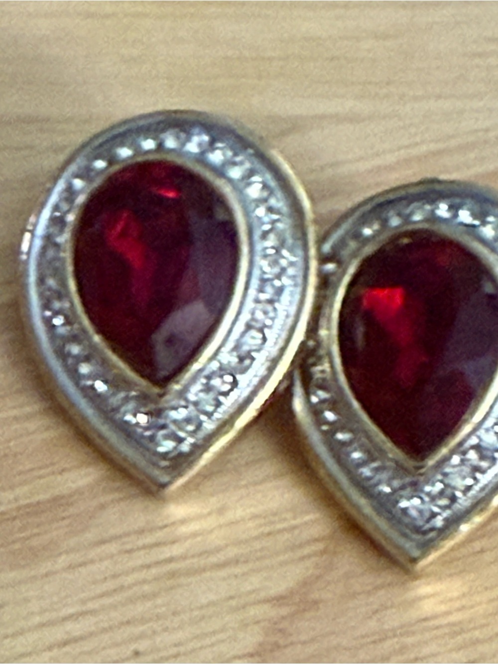 VTG 1980s Signed S.A.L. Swarovski Ruby Red Teardrop Clip-On Earrings pave rhines - Picture 10 of 14